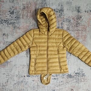 Aritzia TNA Botanie Super Light Packable Metallic Gold Puffer Jacket